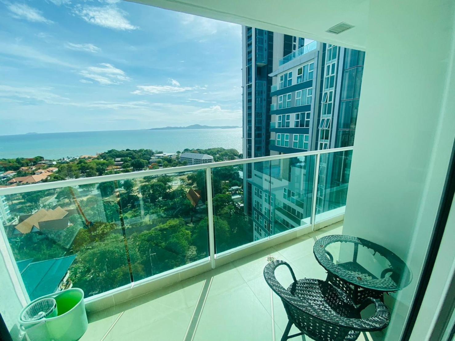 The View Cosy Beach By Pattaya Sunny Rentals Szoba fotó